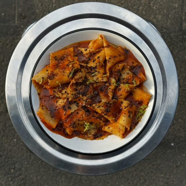 Pour 9 bal qui dit mieux ? #harissa #fellowsrestaurant #restaurantparis #pasta #pastapasta