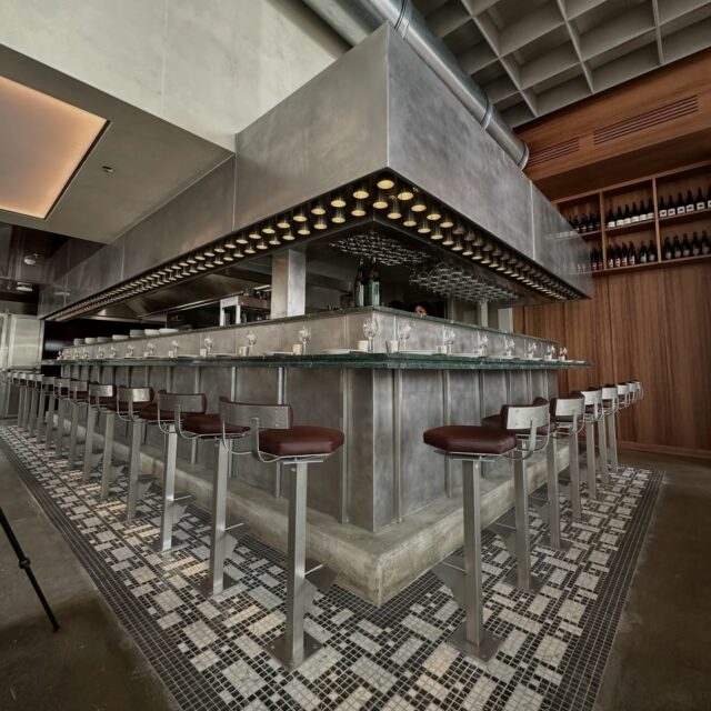 RIVE GAUCHE NOUS VOILÀ 💚

Réservations en bio <333

2 rue félibien - Paris 06

#fellowsrestaurant #veganfoodlovers #veggie #restaurant #restaurantparis