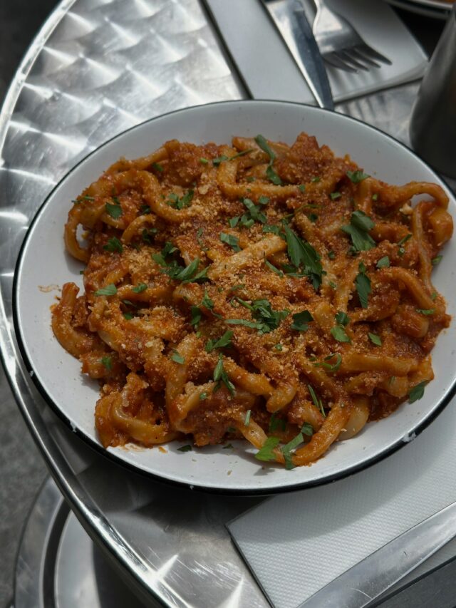 Nos pasta vegan <3 

#fellowsrestaurant #veganfood #vegan #restaurantparis #parisfoodie