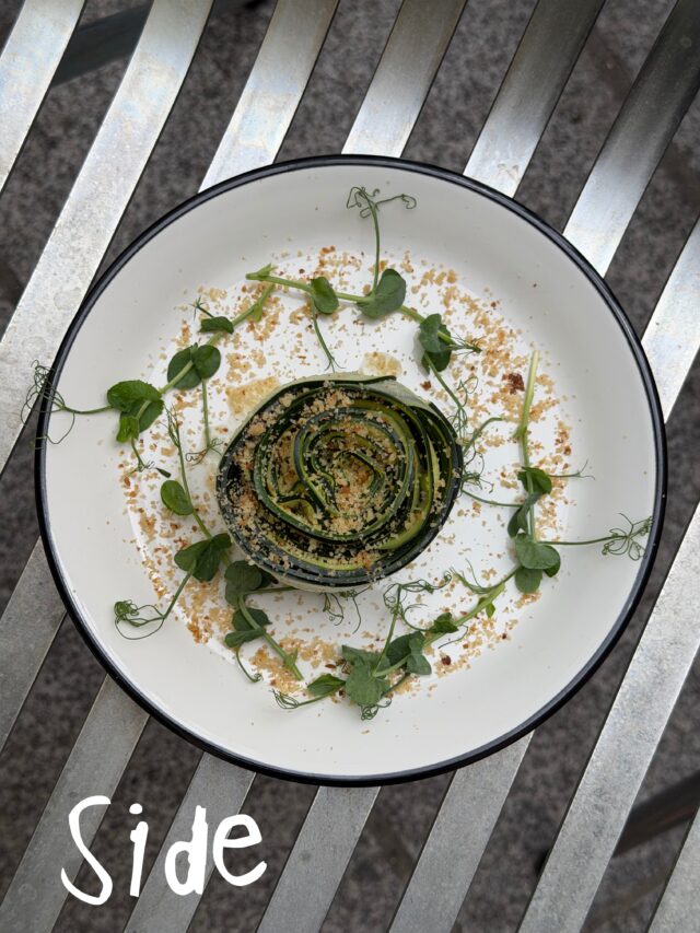Et toi c’est quoi ton side / pasta / dessert ???

#fellowsrestaurant #pasta #restaurantparis #vegeterian #veggie