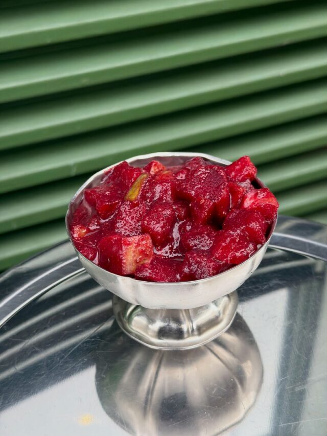 NEW IN ❤️‍🔥 

#fellowsrestaurant #dessert #vegetarianfood #veggie #parisrestaurant