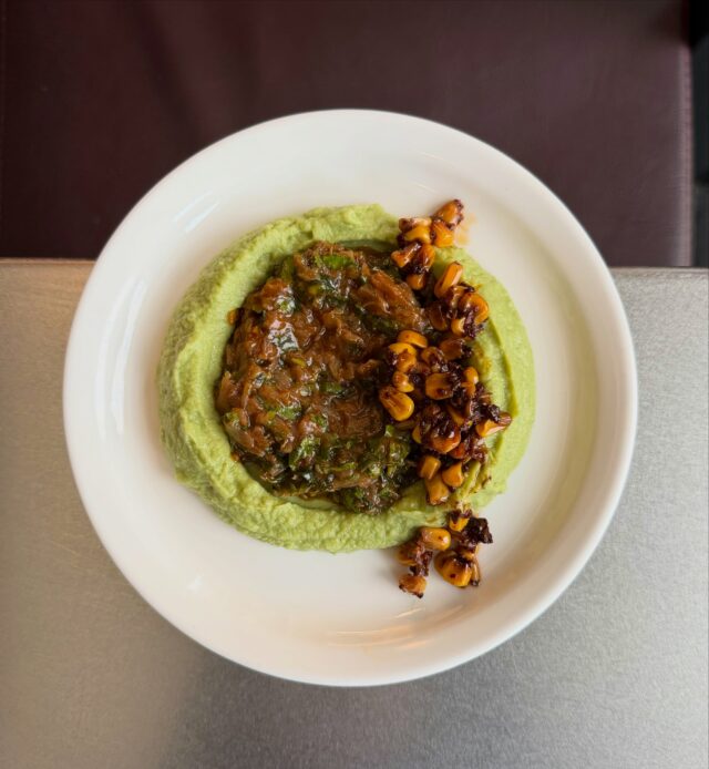 T’as déjà goûté?? ❤️‍🔥

#fellowsrestaurant #veggie #vegetarianrestaurant #veganfood #restaurantparis